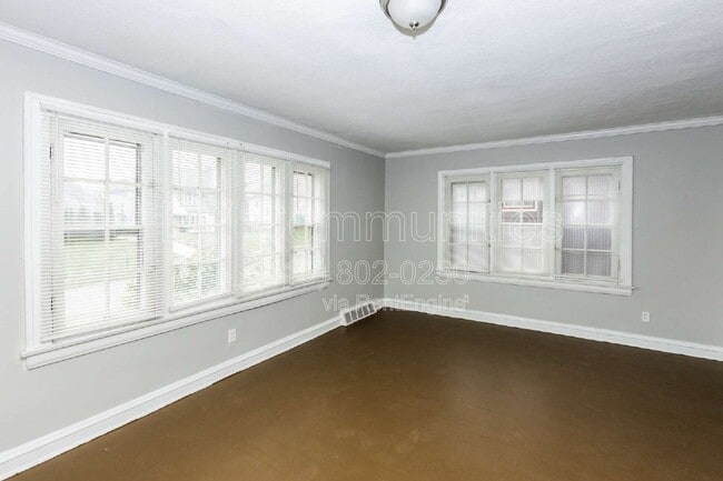 Photo - 3579 Riedham Rd Unit Down