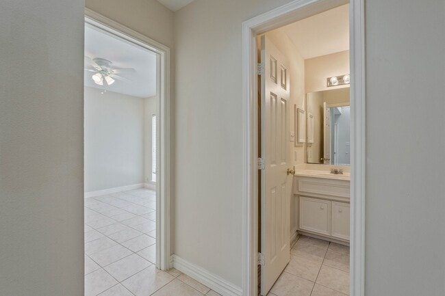 Photo - 1315 Anita St