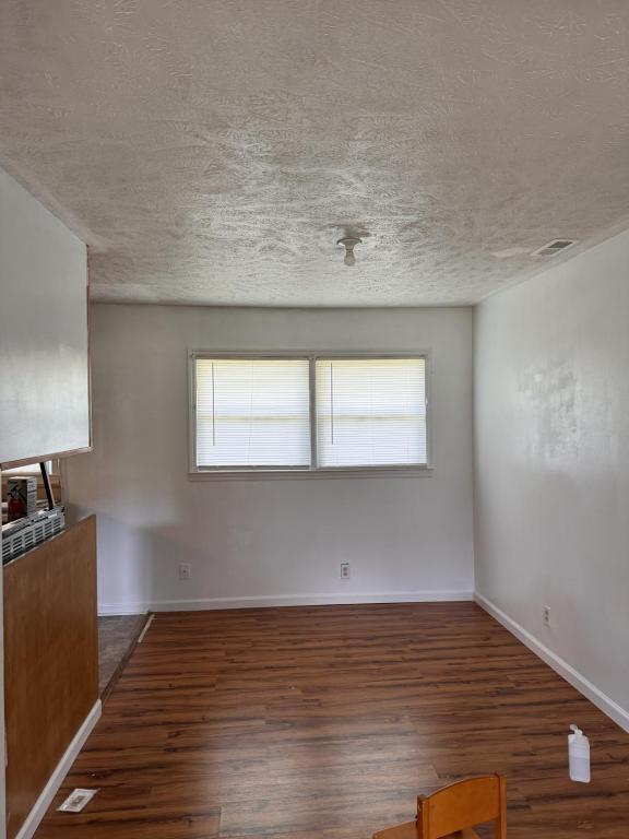Photo - 2182 Alamac Rd