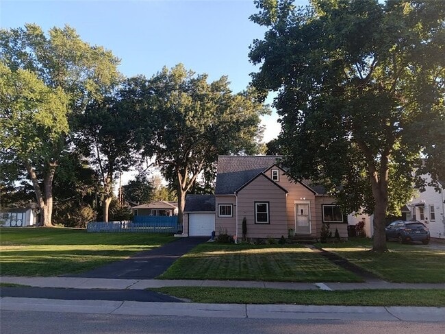 Building Photo - 747 Britton Rd Rental