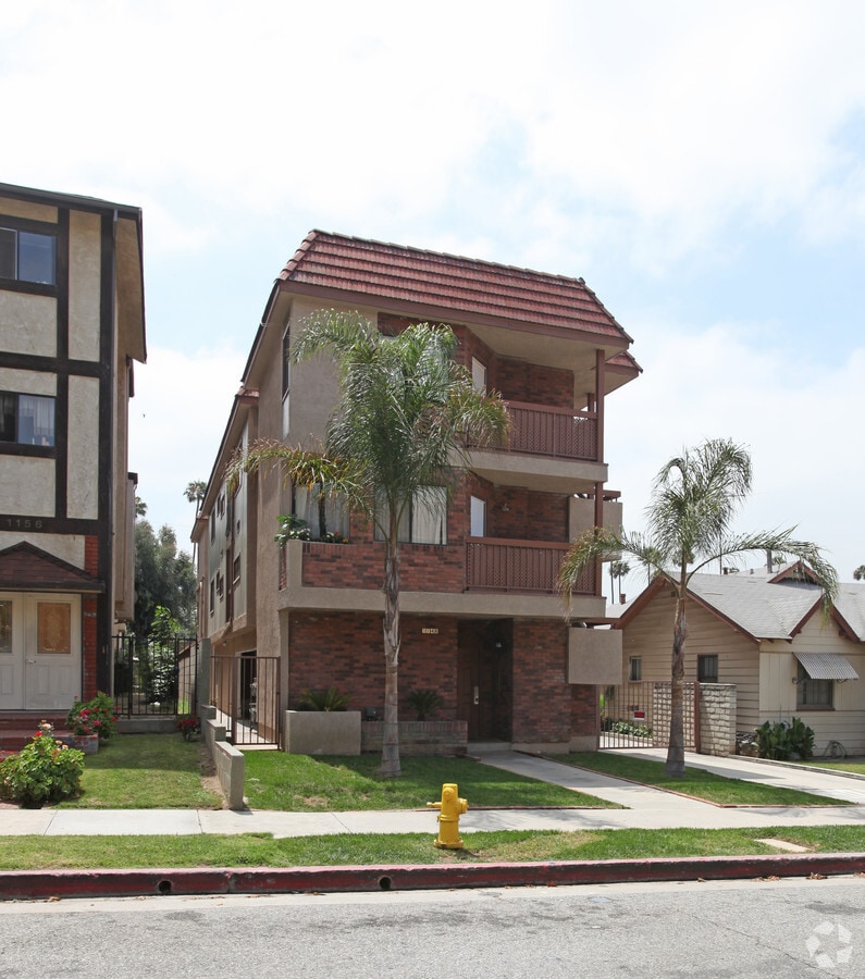 Photo - 1148 Raymond Ave