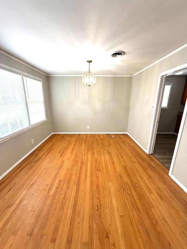 Photo - 3314 Bedford Ln