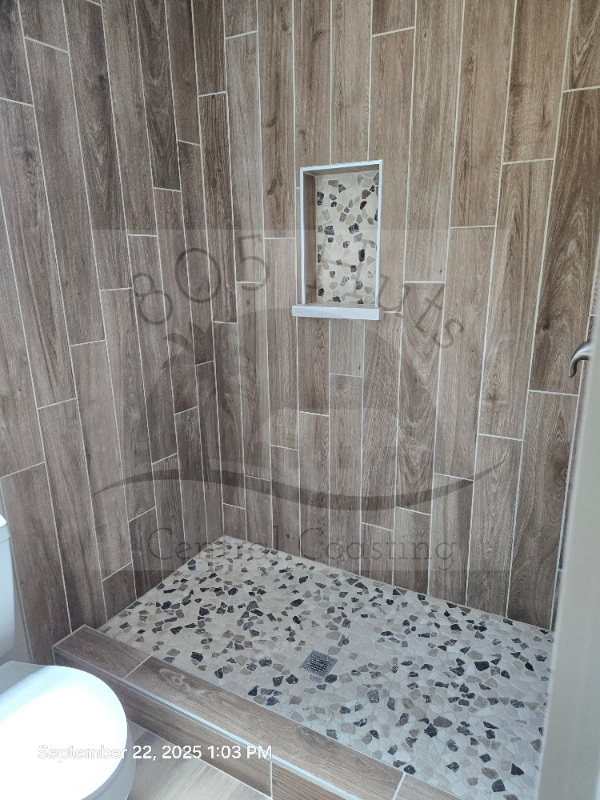 Photo - 1378 Yale Pl Unidad A