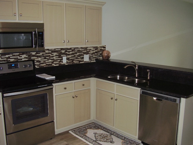 Photo - 2528 New Holland Cir
