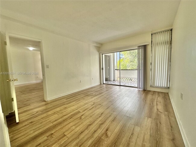 Photo - 9175 SW 77th Ave Unit 206