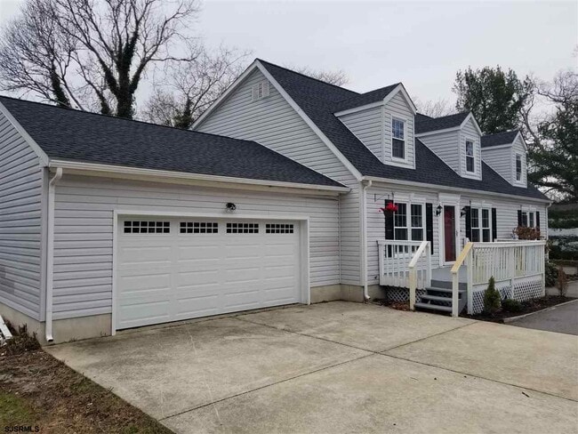 Photo - 161 E Wyoming Ave