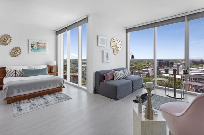 Photo - 2357 N Lincoln Ave