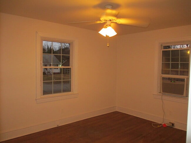 Photo - 432 Marshall St