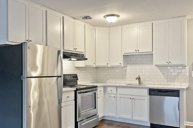 Building Photo - 633 S. Maple Ave. Rental