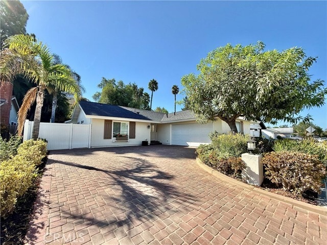 Photo - 26036 Camino Adelanto