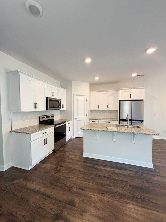 610 Santa Clara Dr