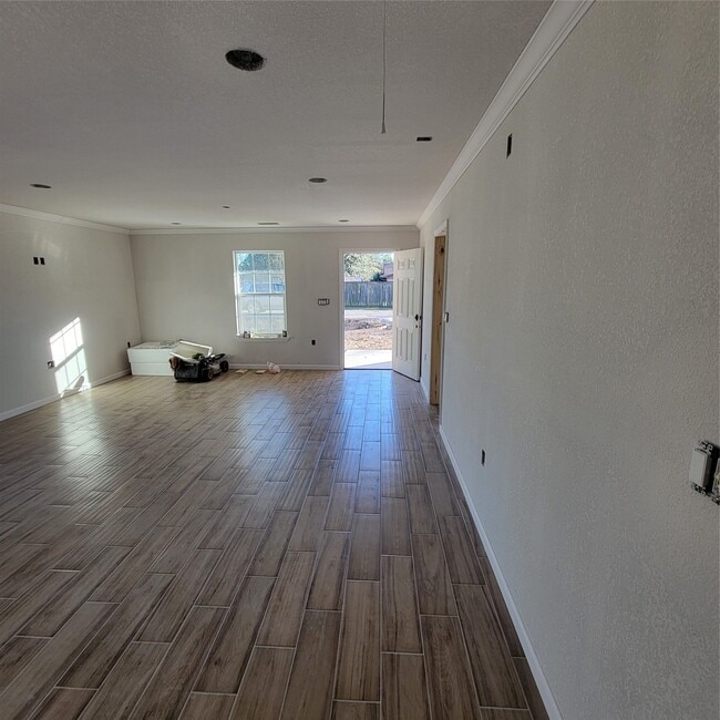 Photo - 3370 Lorilee St