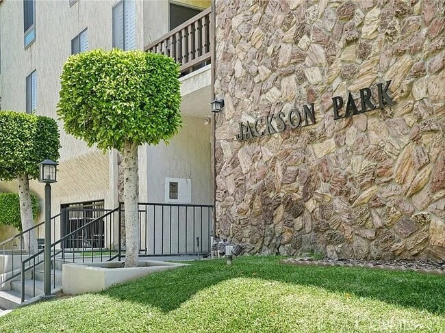 Photo - 510 N Jackson St Unidad #301