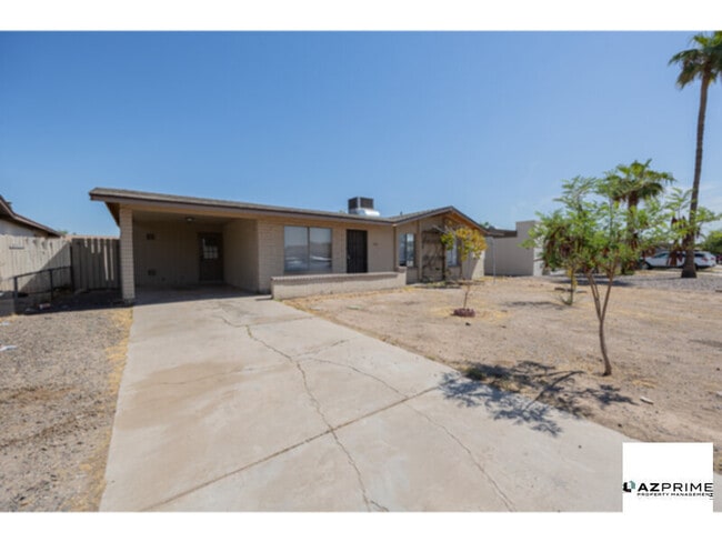 Building Photo - Live the Arizona Dream in This Beautifully... Rental