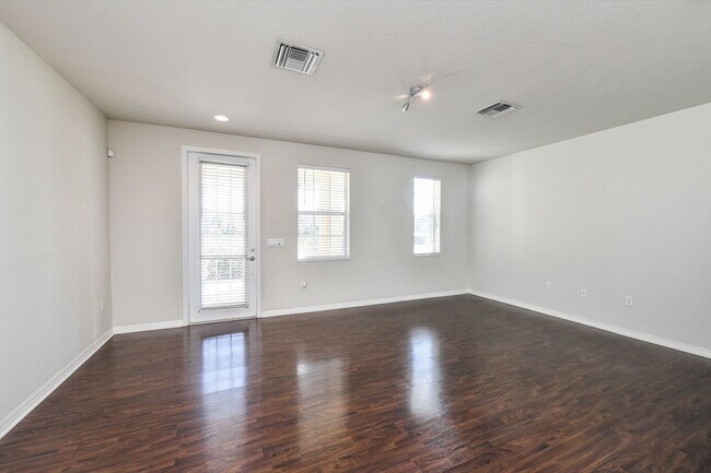 Photo - 3746 82nd Ave Cir E