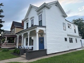 Photo - 1207 E Spring St Unit 2