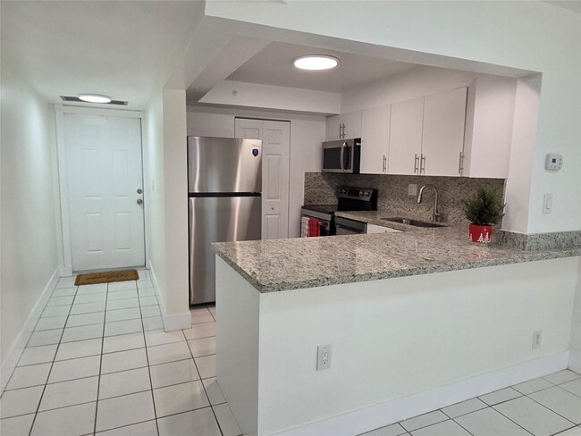 Photo - 8000 Fairview Dr Unidad 110