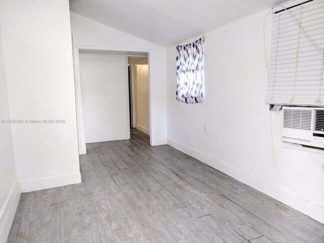 Photo - 5647 NW 5th Ct Unit B