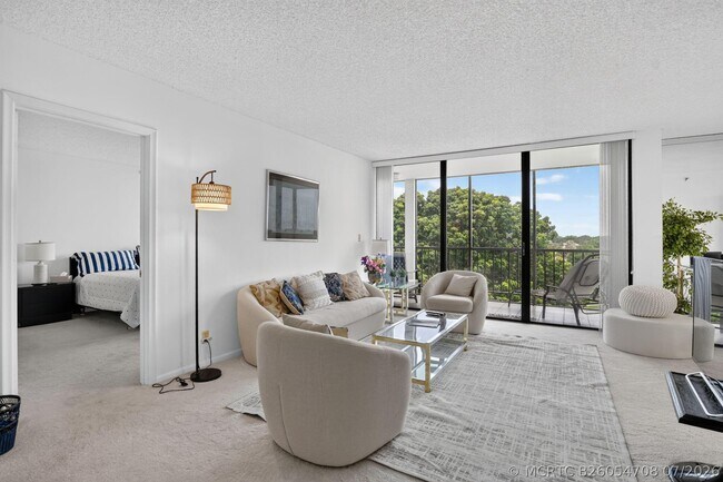 Photo - 6895 Willow Wood Dr Unit 1065
