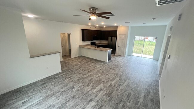 Photo - GORGEOUS Bedroom, 2 Bathroom Home in Palm Bay!!