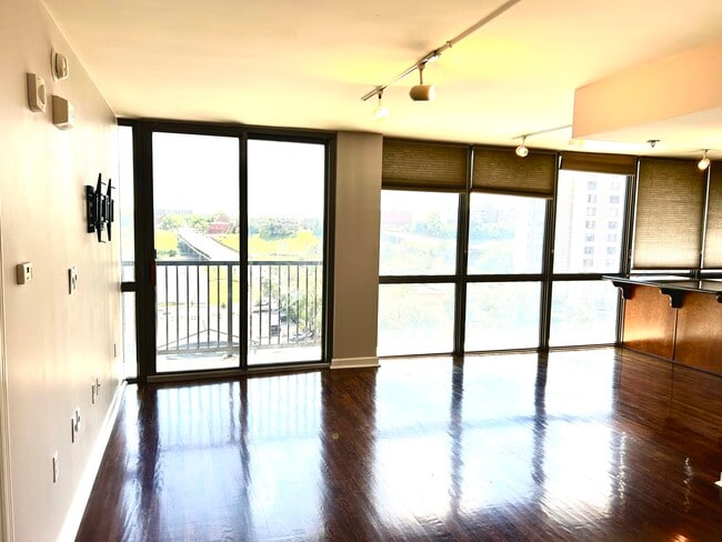 Photo - 600 Admiral Blvd Unit 1104