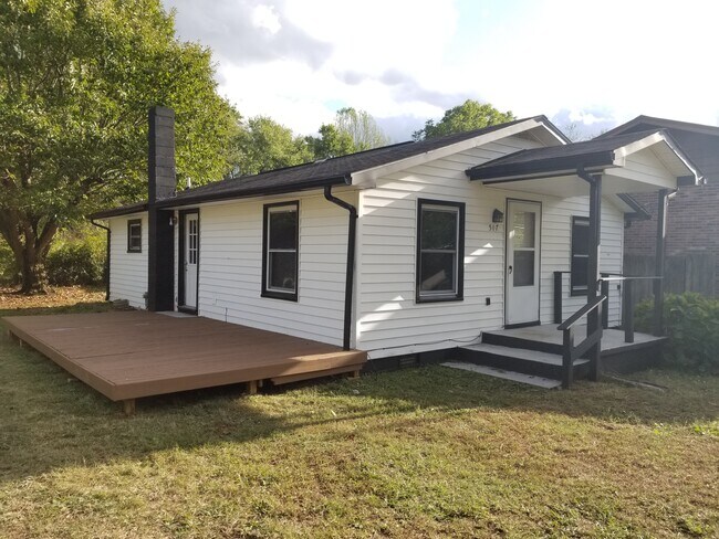 Photo - 517 Lattie Miller Rd