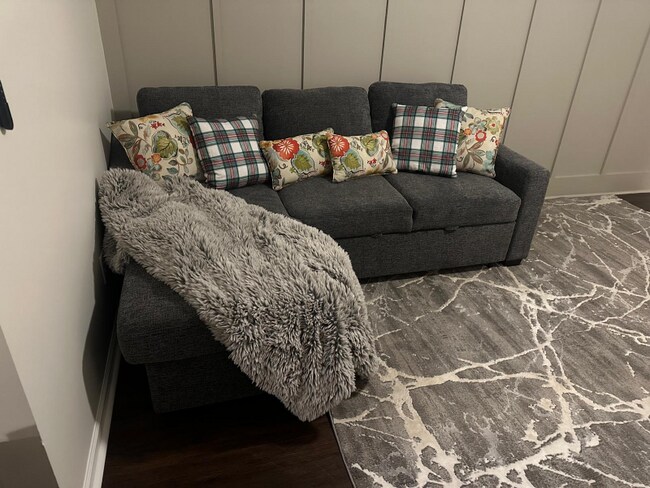 Photo - 1740 Sprucedale Dr Townhome