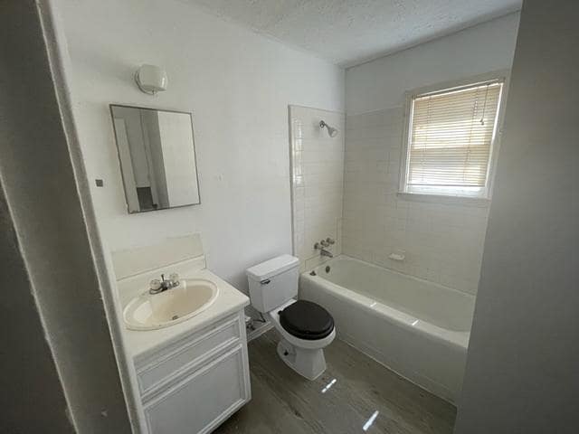 Photo - 2703 Stetson Ave