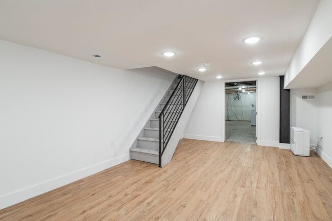 Photo - 3312 W Cumberland St Unit 1