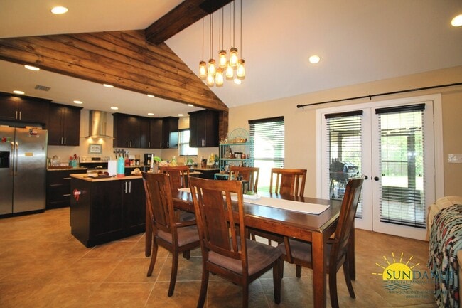 Photo - Gorgeous3 Bedroom Home in Mary Esther!