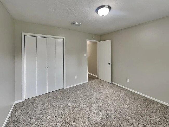 Photo - 3327 Sycamore Springs Dr