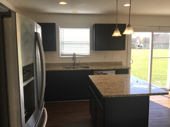 Photo - 122 Faulkner Dr