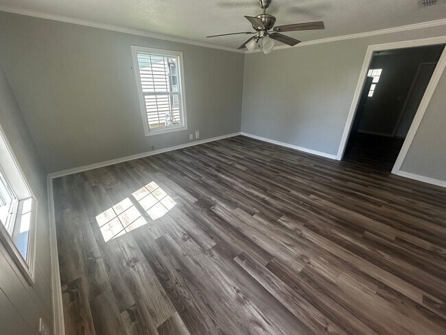 Photo - 1926 Over St