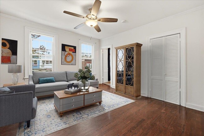 Building Photo - 132 Thorne St Unit 2