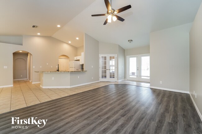 Photo - 1570 Waldorf Dr