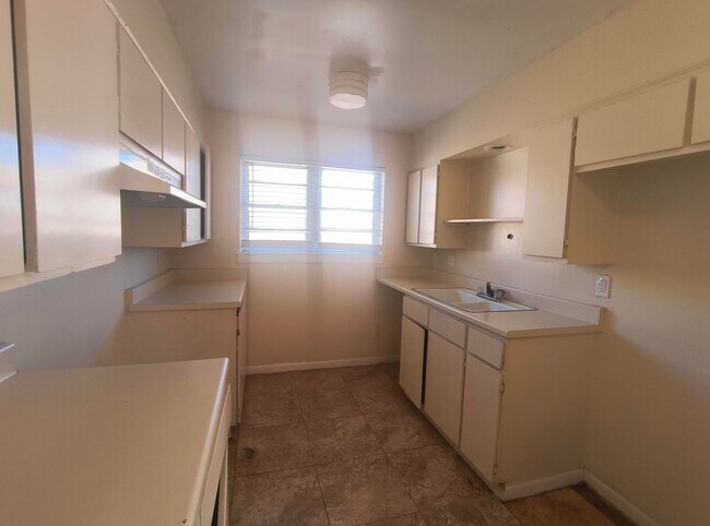 Photo - CHARMING and AFFORDABLE 3 bedroom home AVAILABLE NOW!