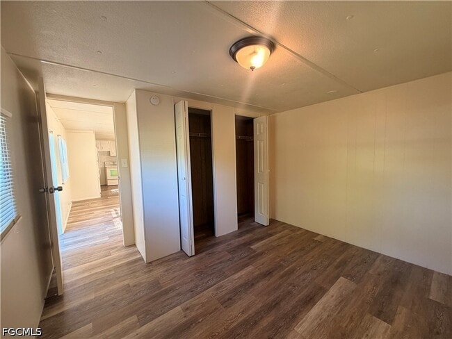 Photo - 8385 Nault Rd
