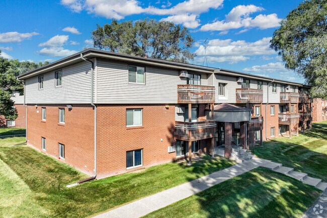 Oakshire Apartments