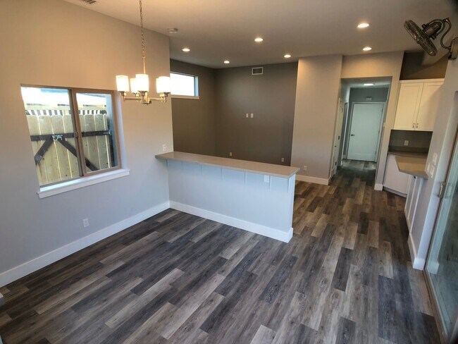 Photo - Charming 2-Bedroom Fully Remodeled Home with Giant Yard in the College West Area! |Available Imme...