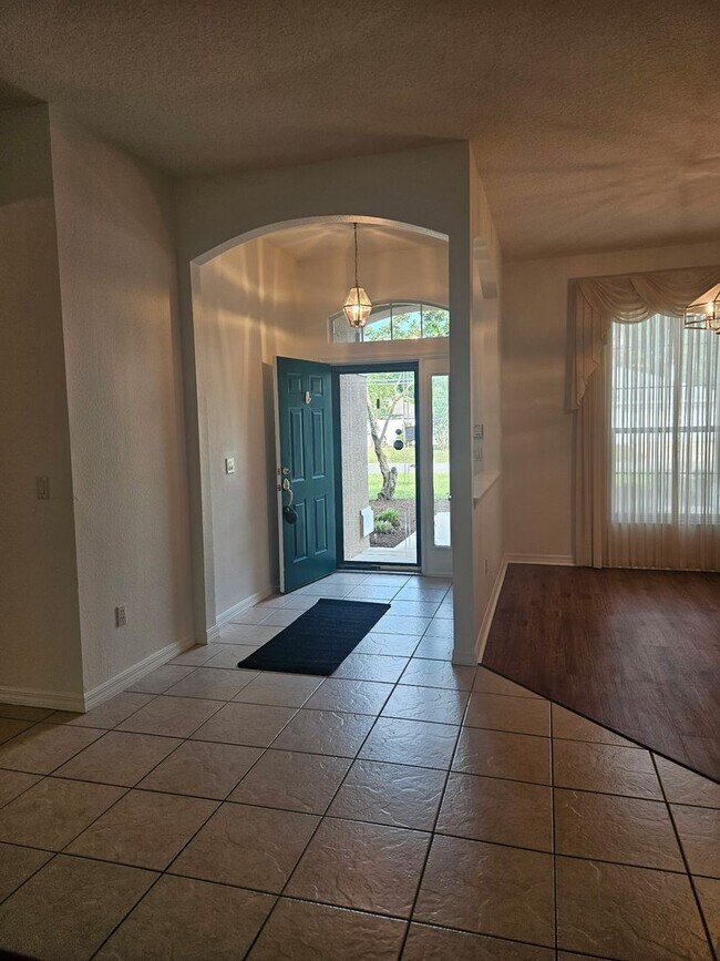 Photo - 4 BEDROOM 3 FULL BATH HOME WITH A SCREENED IN POOL IN THE BEAUTIFUL PALM COAST
