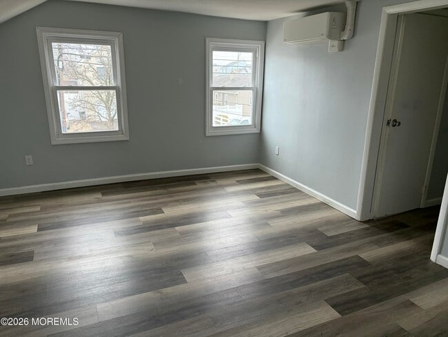 Photo - 707 Florence Ave