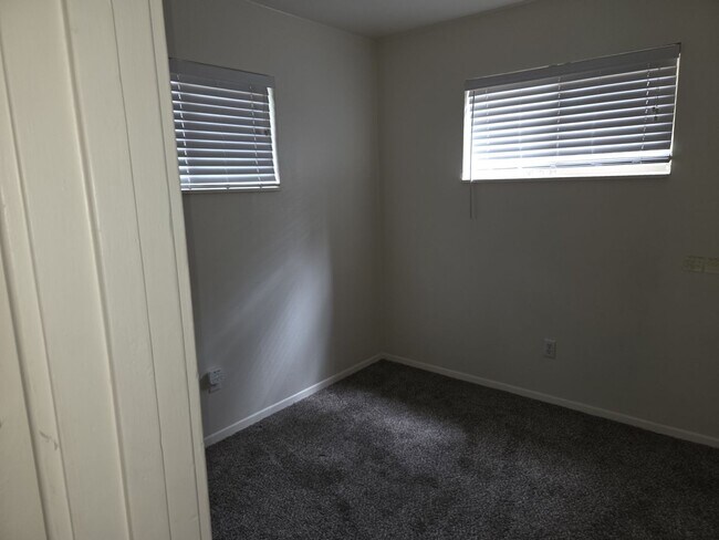 Photo - LO808-Sarver Unit 1