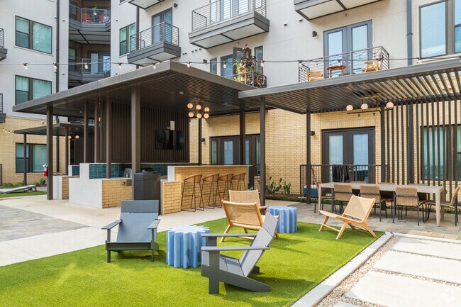Outdoor Lounge