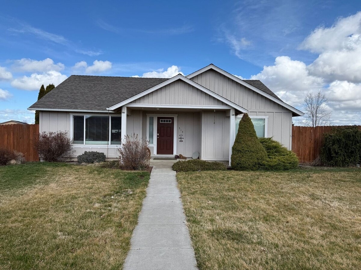 3 Bedroom / 2 Bathroom Home in Metolius Or... - 3 Bedroom / 2 Bathroom Home in Metolius Or...