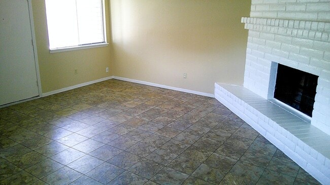 Photo - Adorable Single Level Eastside Duplex With Evaporative Air Located In Quiet Neighborhood
