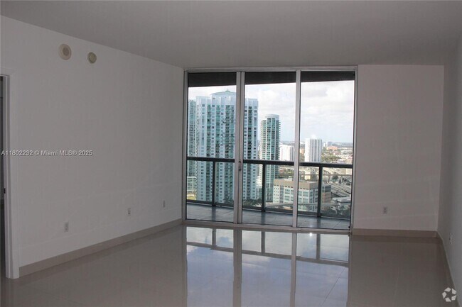 Building Photo - 465 Brickell Ave Unit 3006 Rental