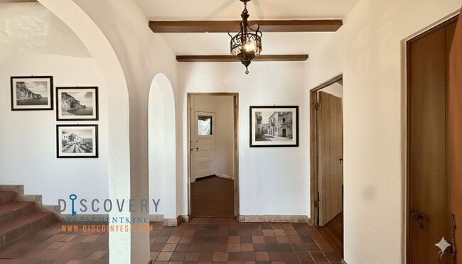 Photo - Oakmore 3+ Bedroom Spanish Mediterranean Home