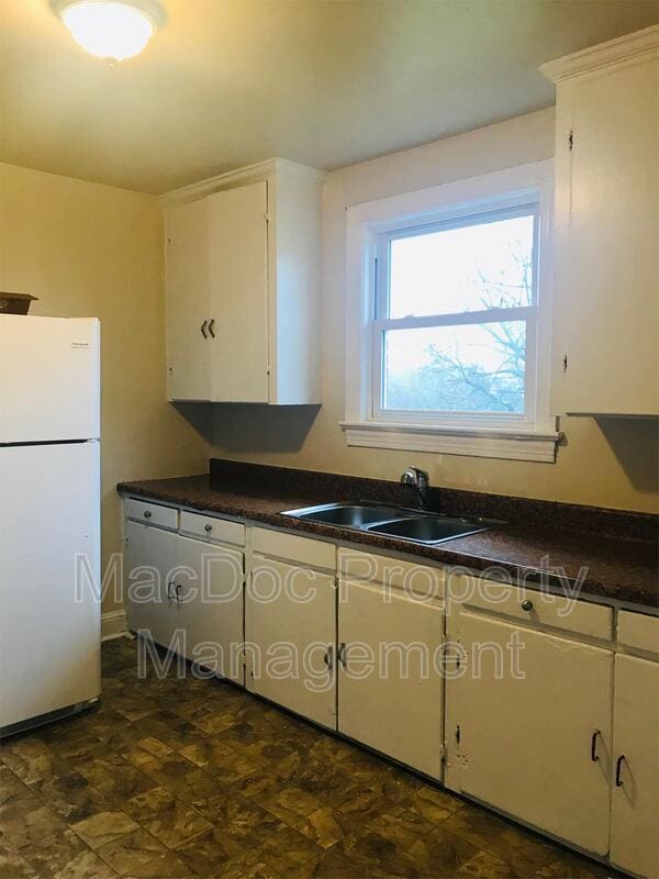 Photo - 4716 Plank Rd