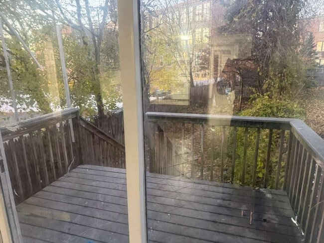 Photo - 195 Union St