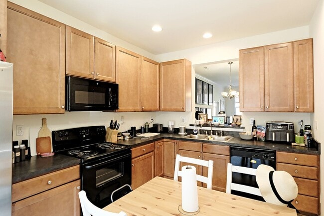 Photo - Pet-Friendly & Convenient to The Shops at Stonefield